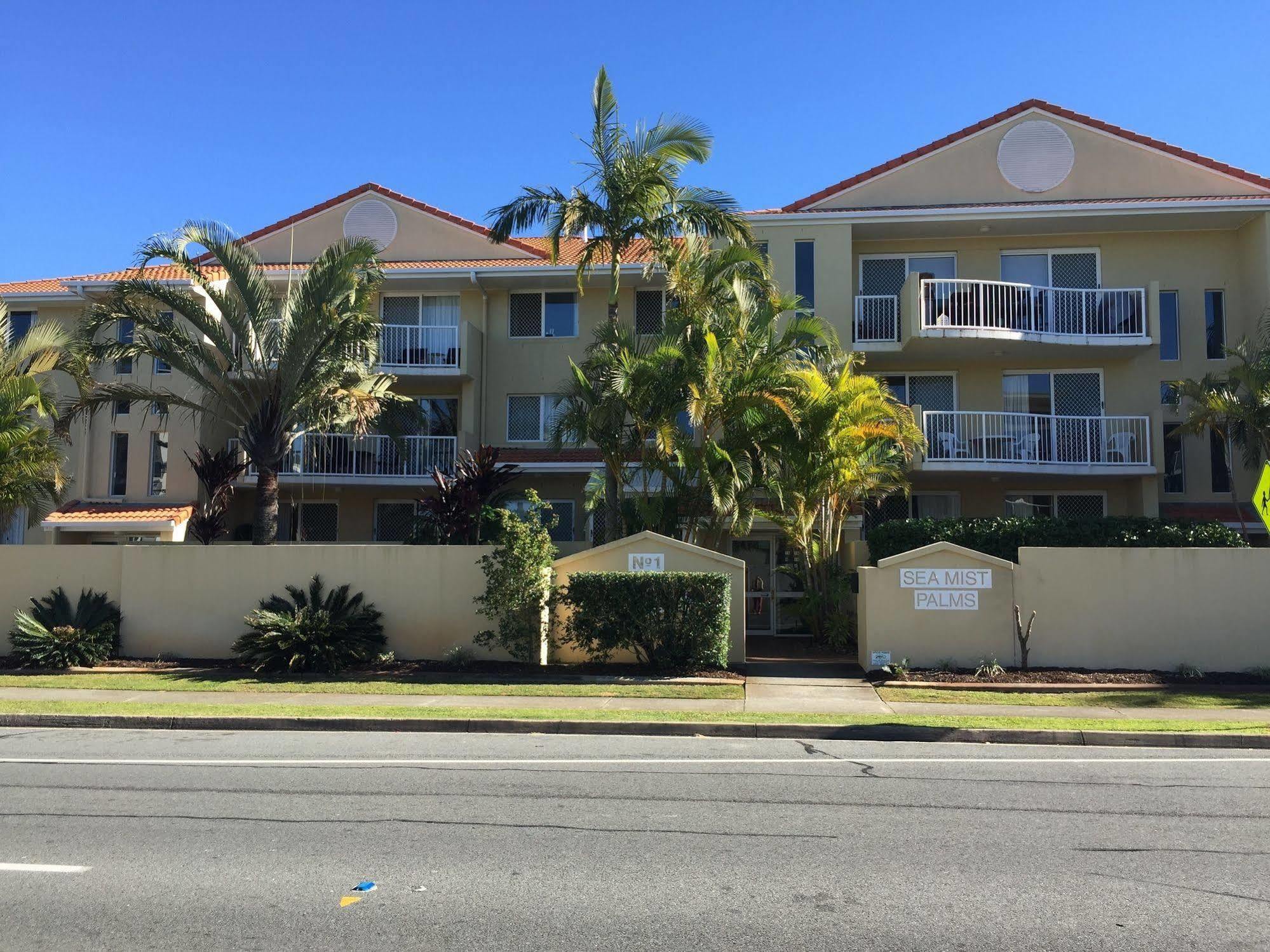 Sea Mist Palms Aparthotel Gold Coast Exterior photo